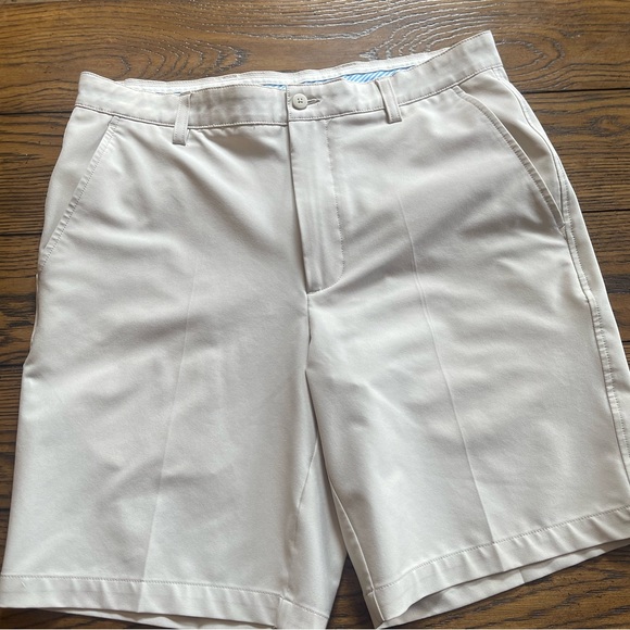 FootJoy Other - Footjoy Khaki Shorts. Size 34.